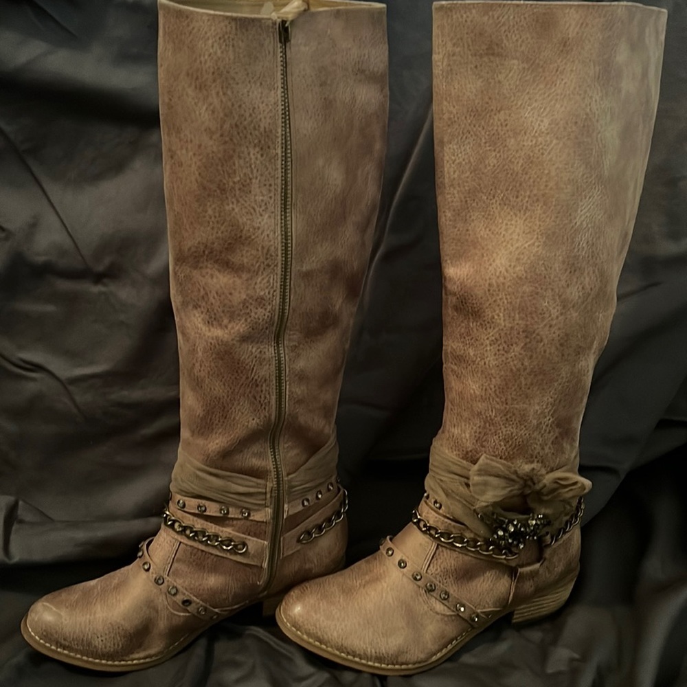 Not Rated Taupe Western Embellished Boots